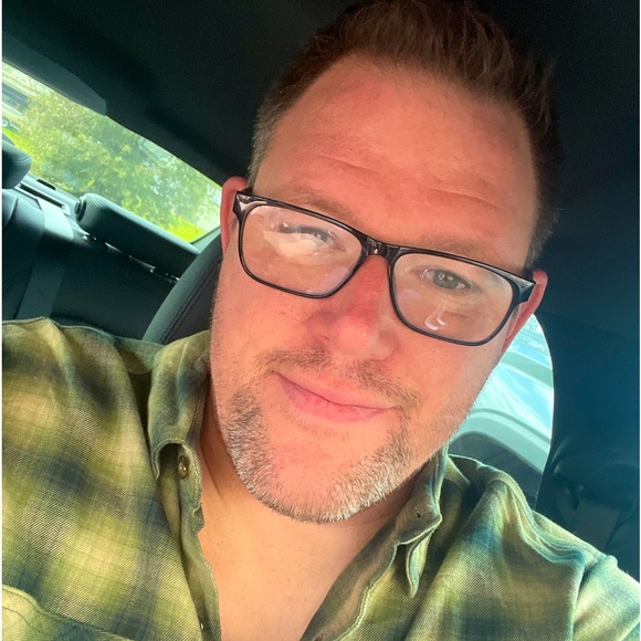 Meet your Posher, David - Picture 1 of 1